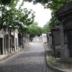 An Avenue in Le Cimetière du Père Lachaise